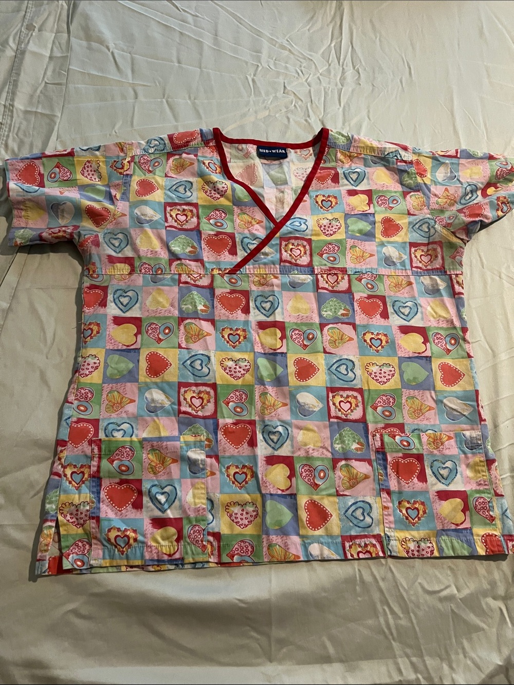 Colorful Heart Print Scrub Top - Red Trim